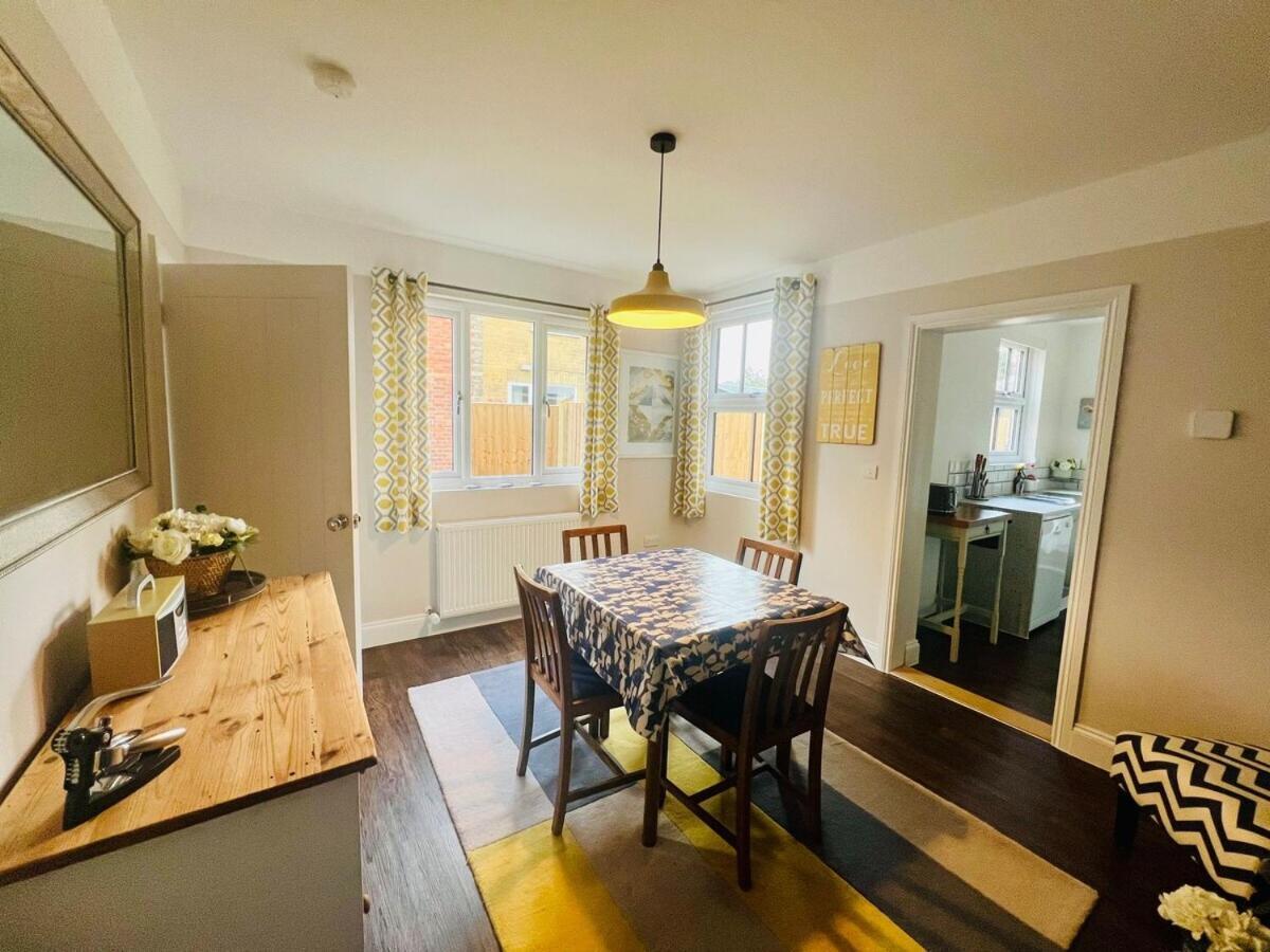New Homely Countryside Escape Manningtree Extérieur photo